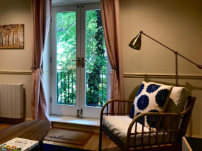 Key & Flowers - Kensington Residence 2